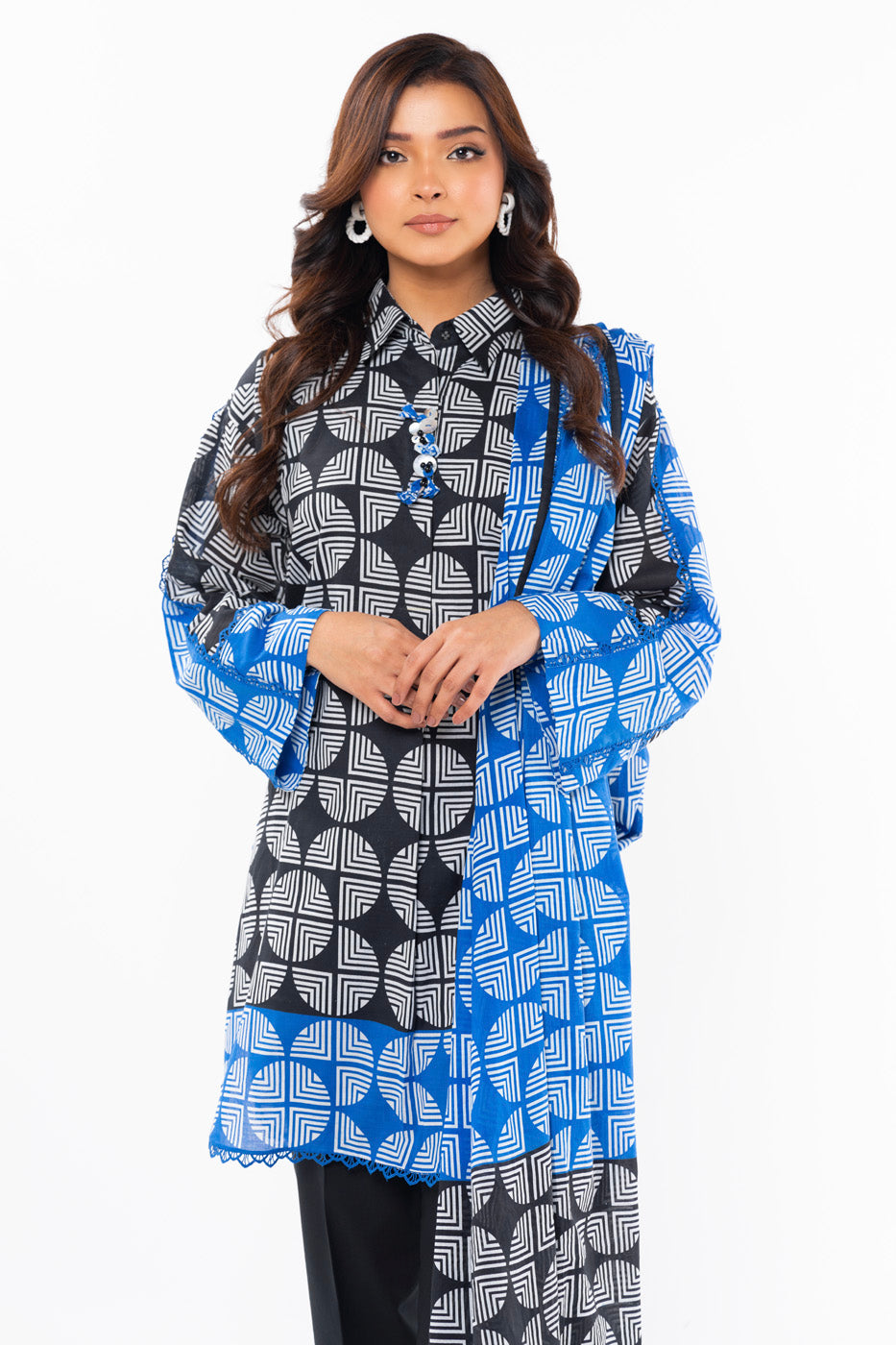 2 Pc Printed Lawn Suit With Lawn Dupatta