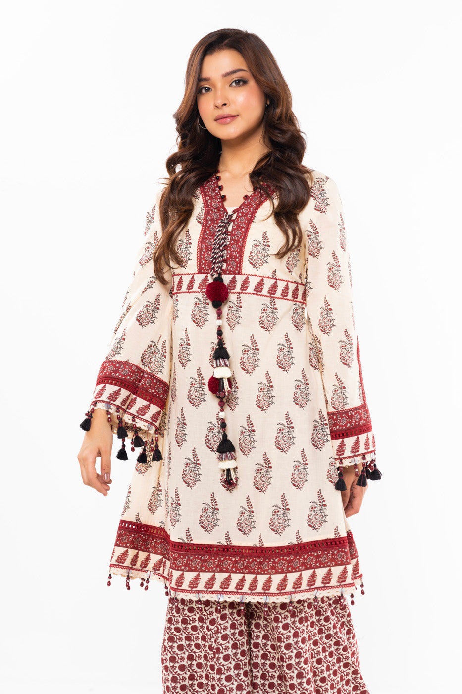 2 Pc Printed Lawn Suit With Cambric Trouser
