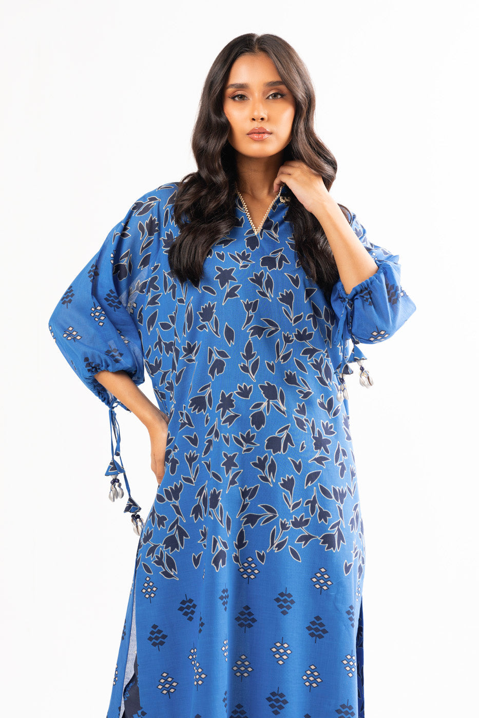2 Pc Printed Lawn Suit With Cambric Trouser