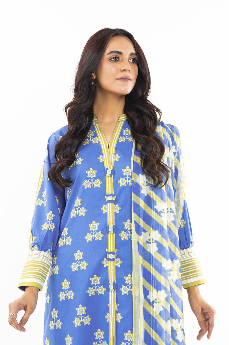3 Pc Printed Lawn Suit With Zari stripes Dupatta