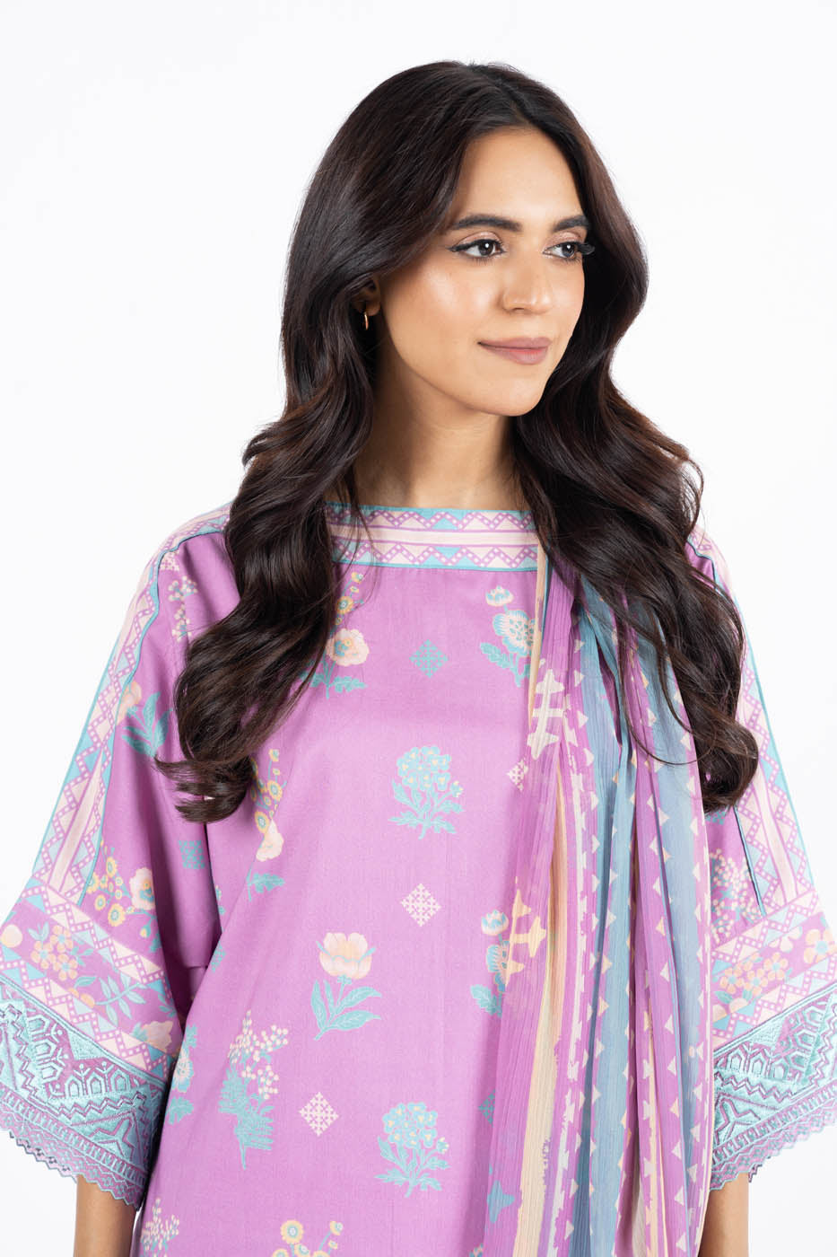 3 Pc Embroidered Lawn Suit With Chiffon Dupatta