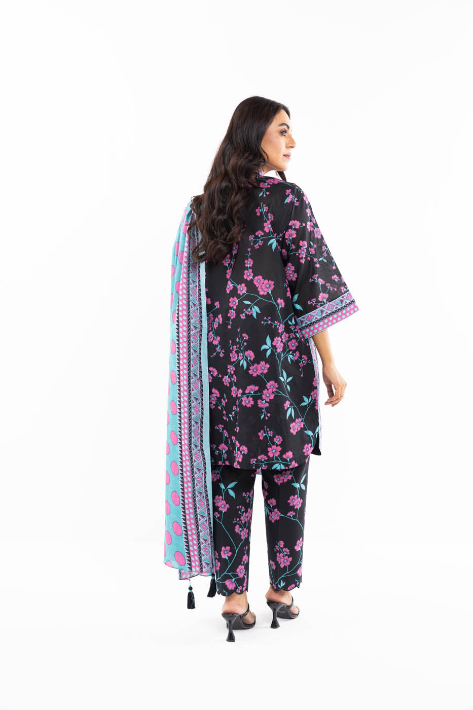 3 Pc Printed Lawn Suit With Lawn Dupatta