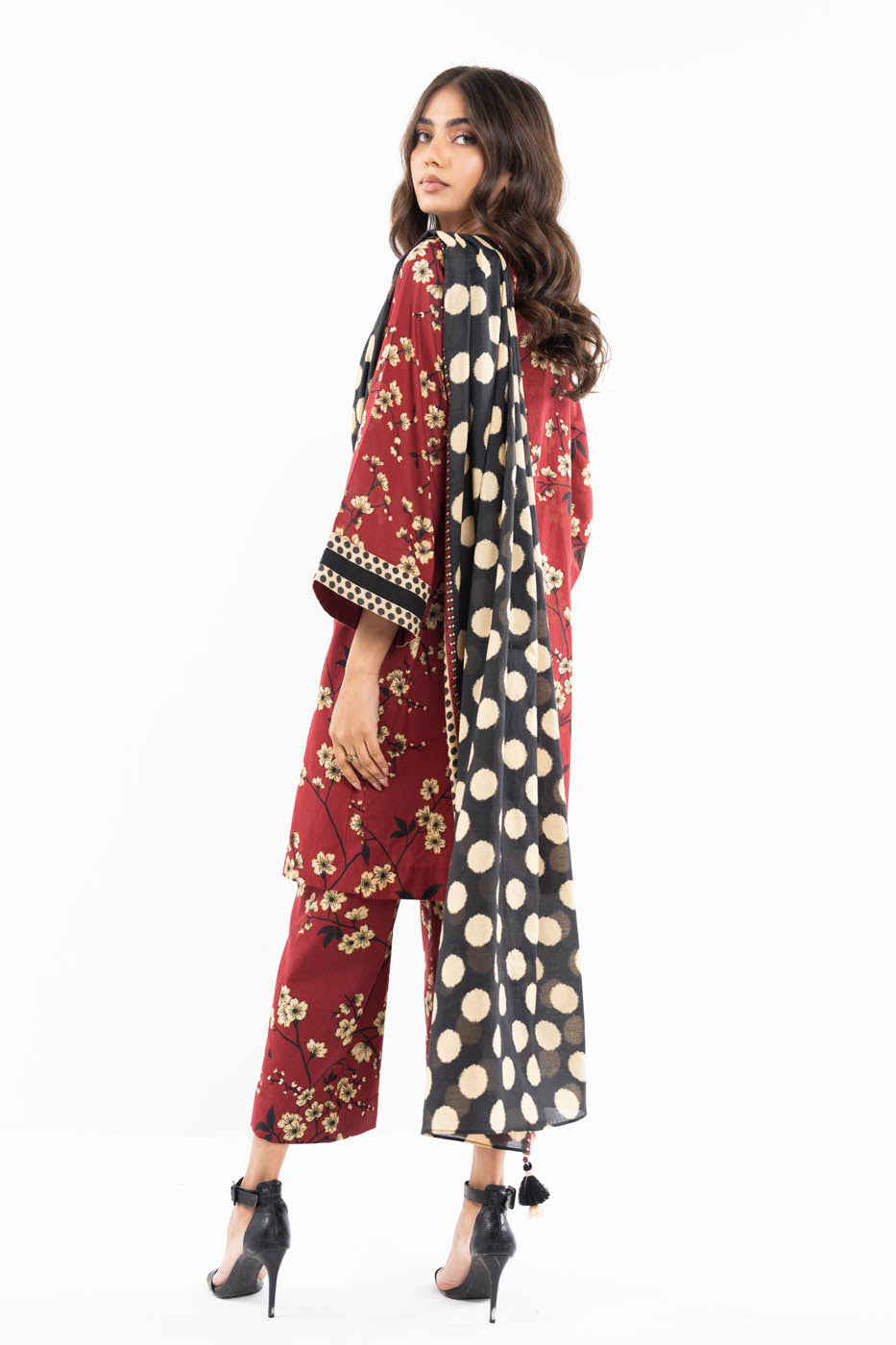 3 Pc Printed Lawn Suit With Lawn Dupatta