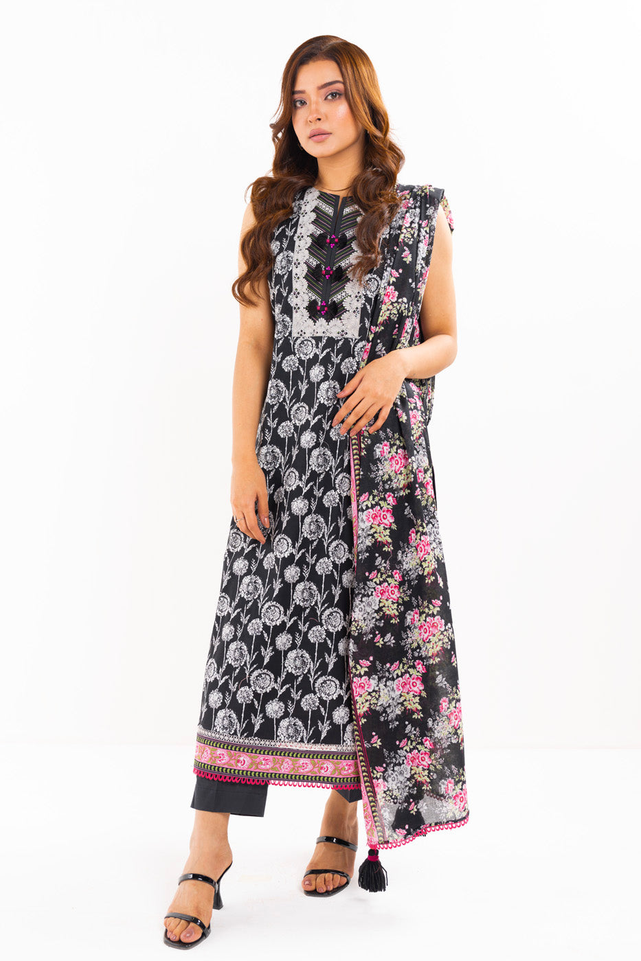 3 Pc Printed Lawn Suit With Lawn Dupatta