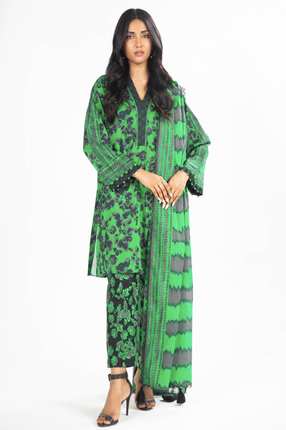 3 Pc Printed Lawn Suit With Lawn Dupatta