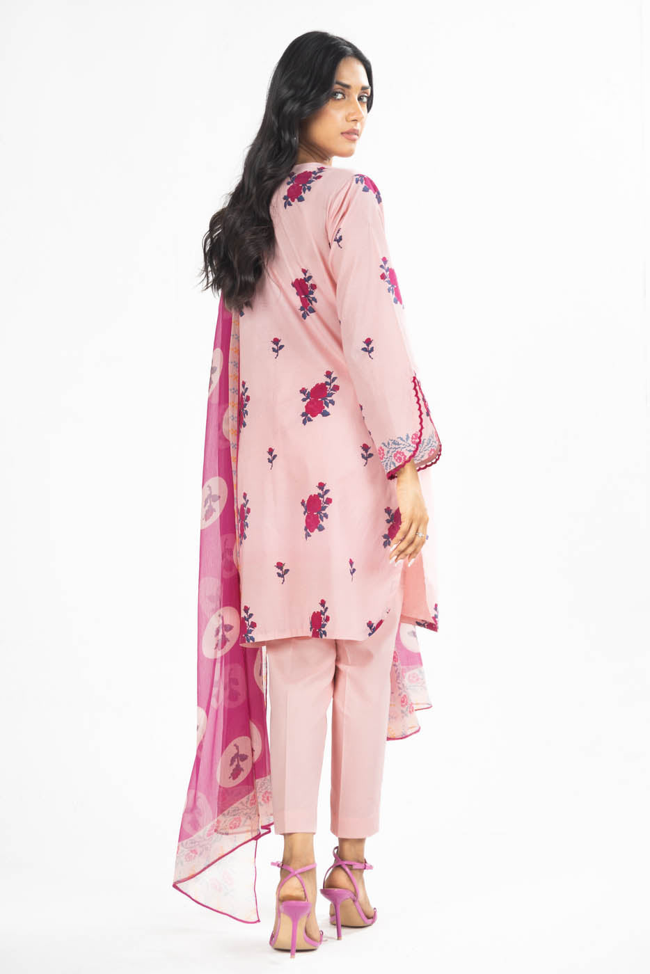 3 Pc Printed Lawn Suit With Chiffon Dupatta