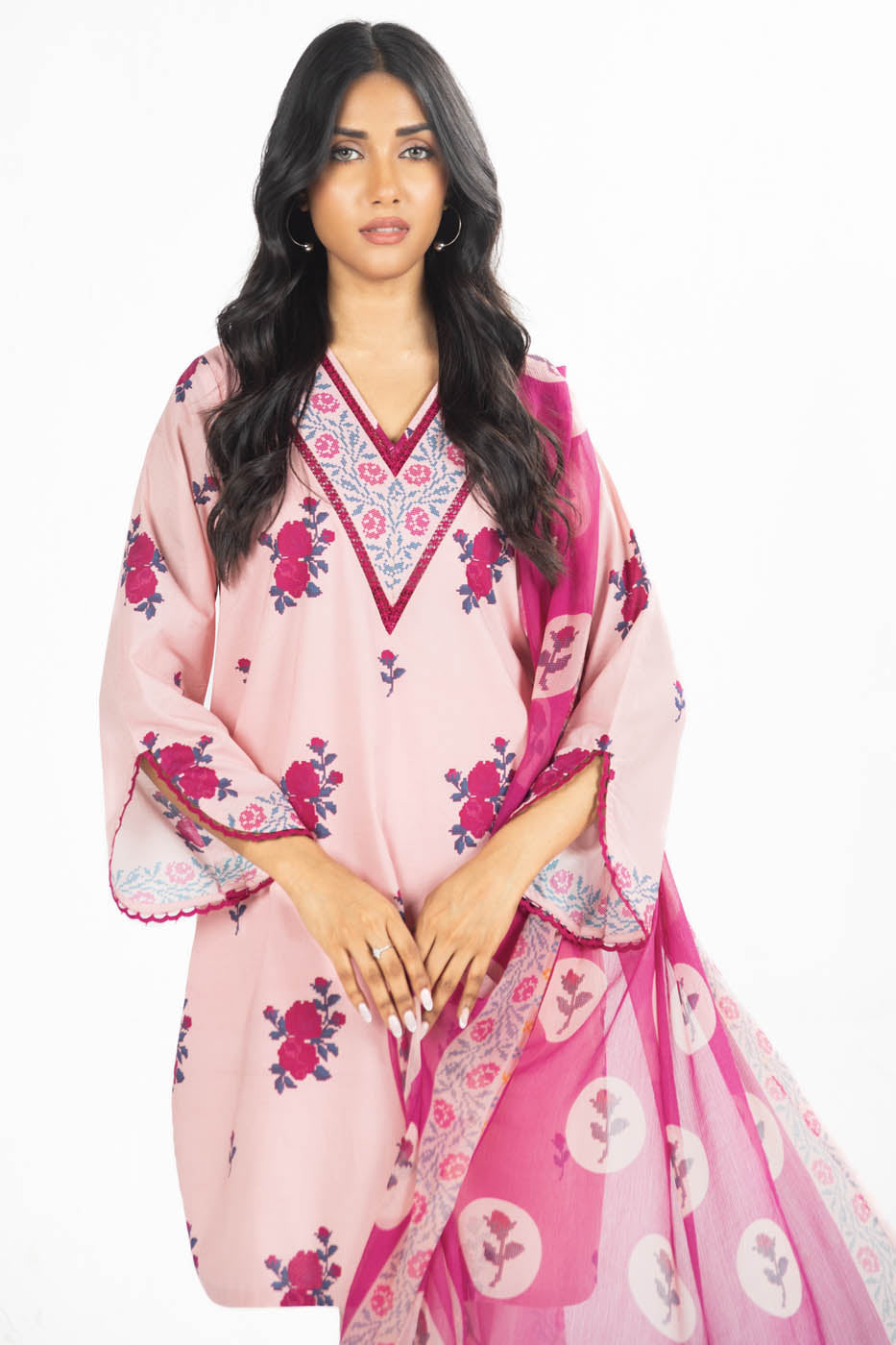3 Pc Printed Lawn Suit With Chiffon Dupatta