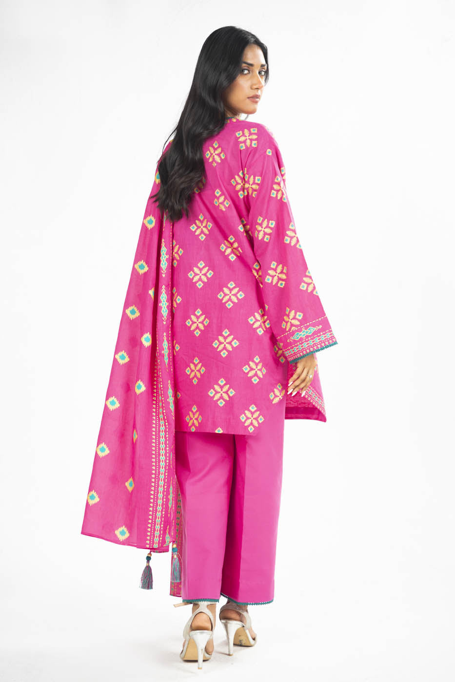 2 Pc Printed Lawn Suit With Lawn Dupatta