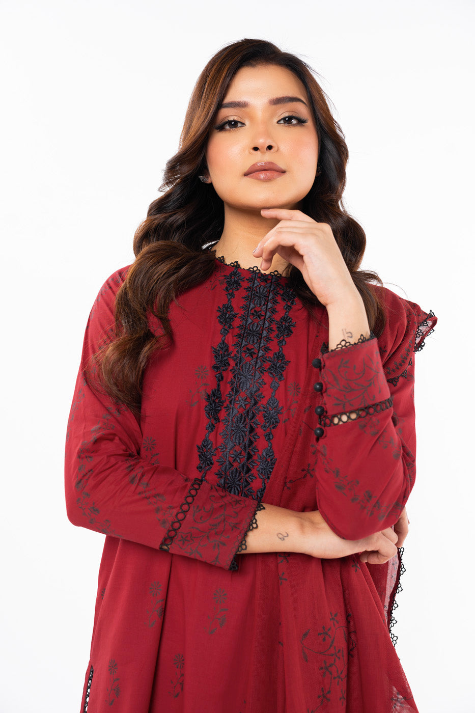 3 Pc Embroidered Lawn Suit With Net Dupatta