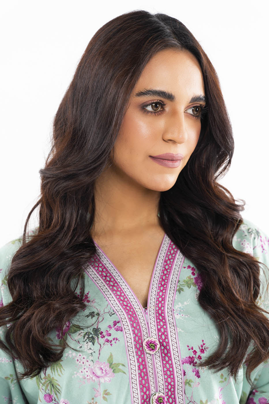 2 Pc Embroidered Lawn Suit With Cambric Trouser