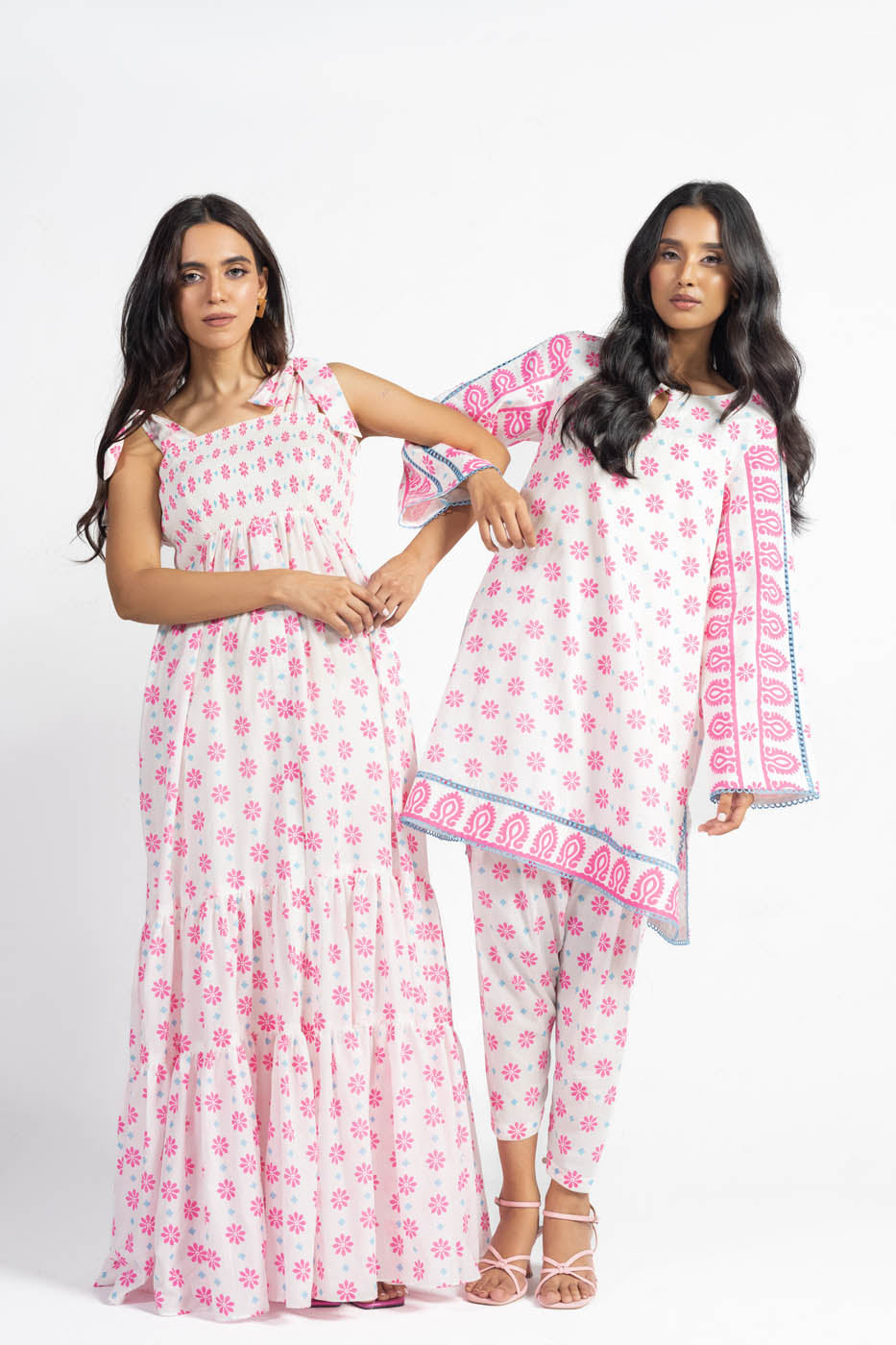2 Pc Printed Lawn Suit With Cambric Trouser