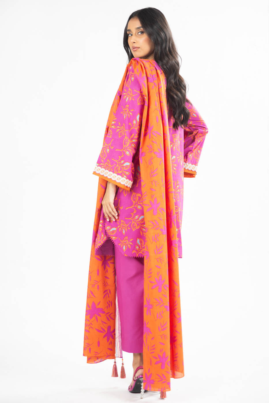 3 Pc Printed Lawn Suit With Lawn Dupatta