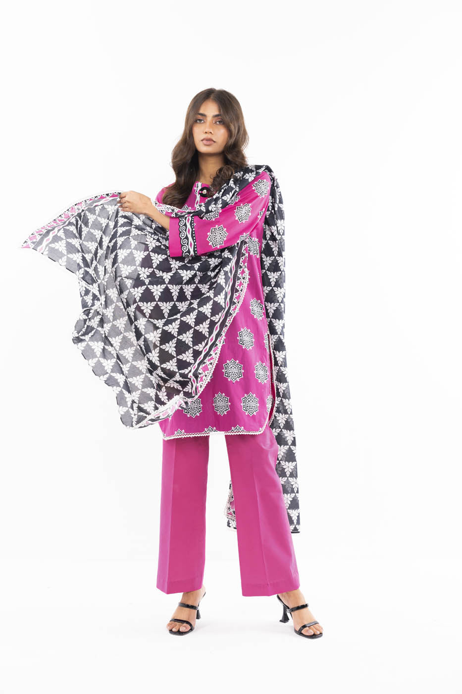 3 Pc Printed Lawn Suit With Lawn Dupatta