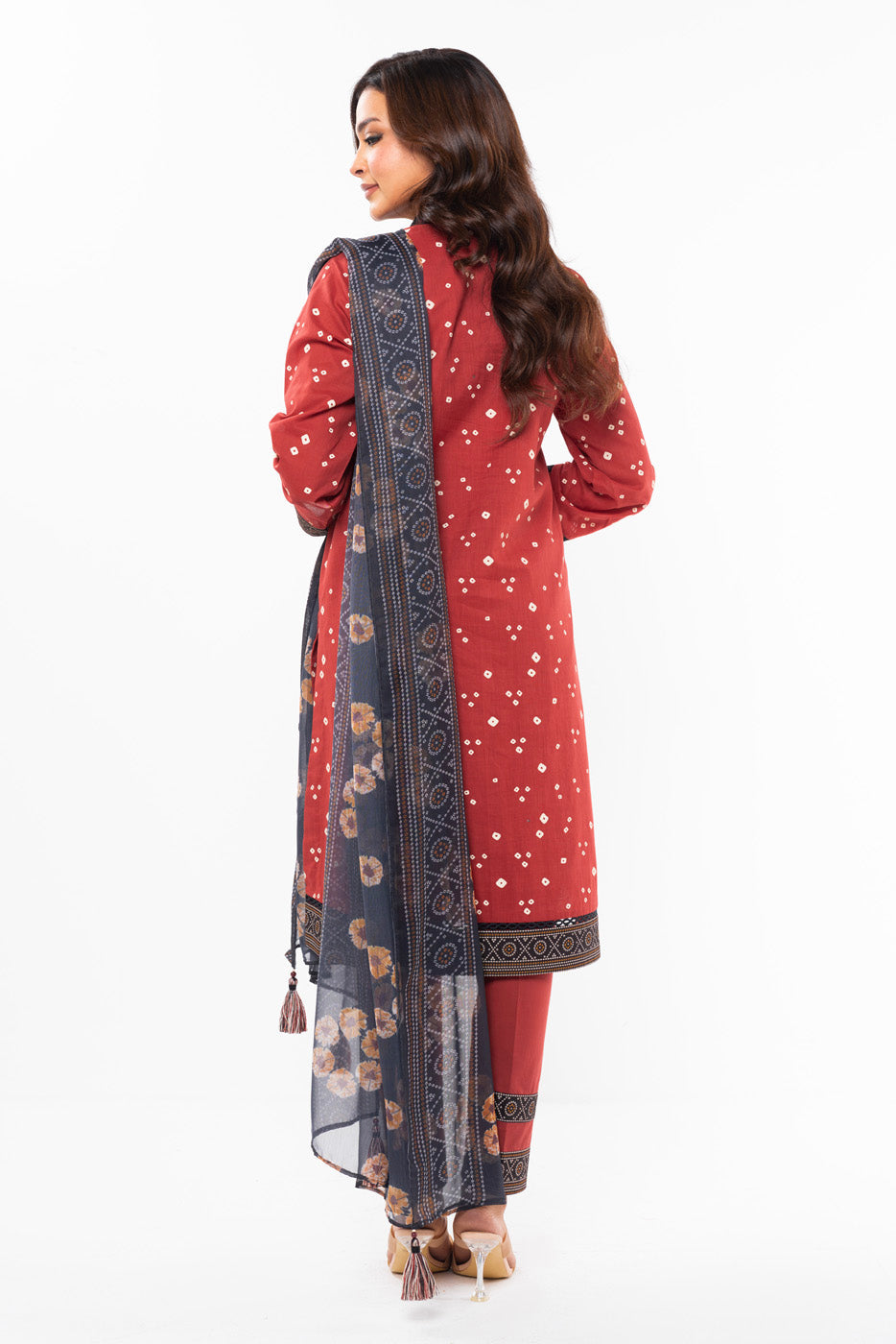 3 Pc Embroidered Lawn Suit With Chiffon Dupatta