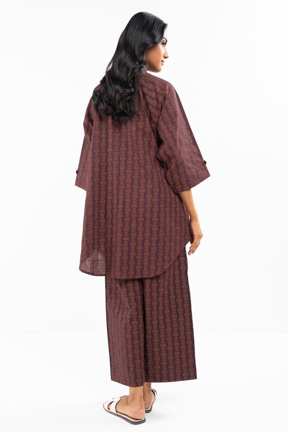 2 Pc Printed Khaddar Outfit