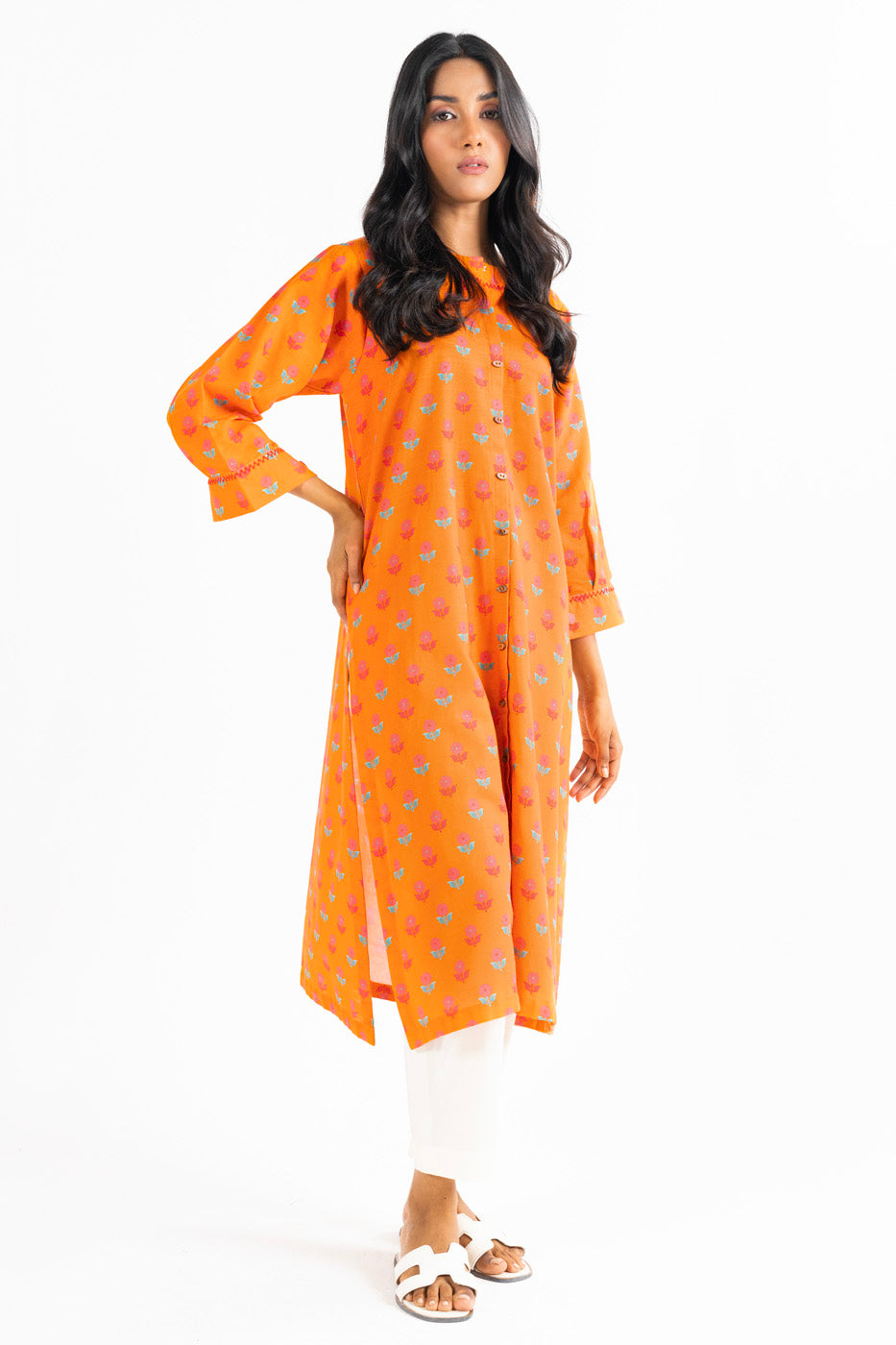 Embroidered Khaddar Kurti