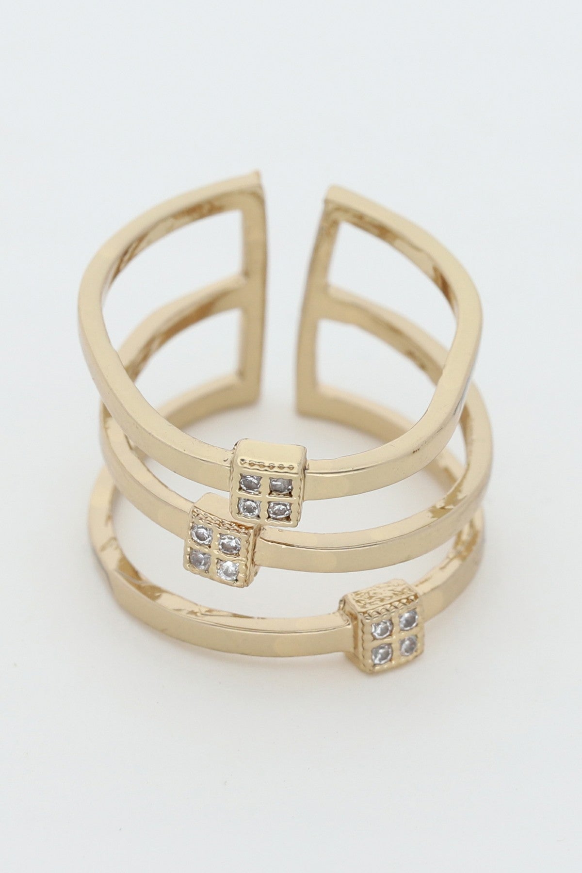 Resplendent Statement Rings