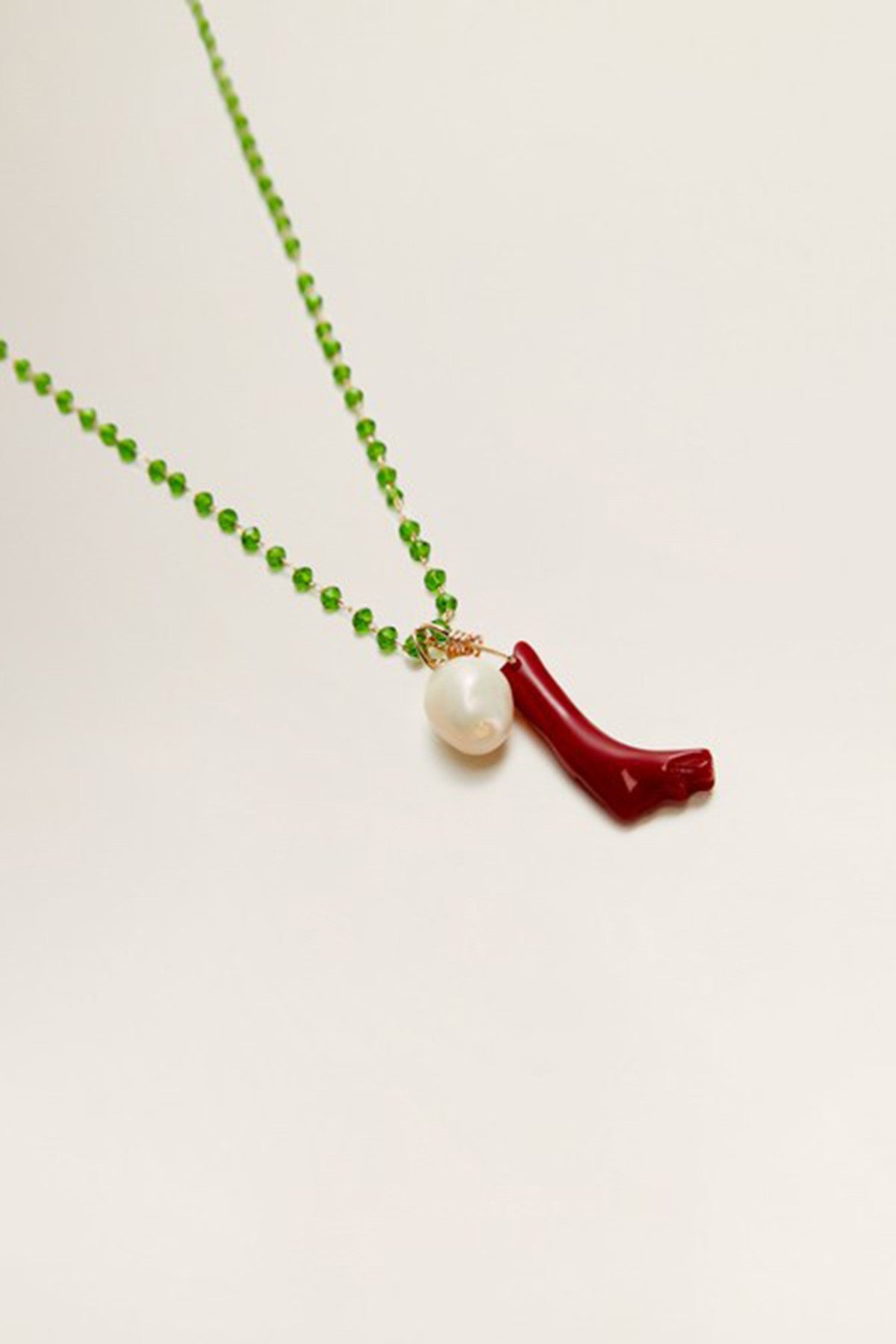 Pendant Crystals Necklace