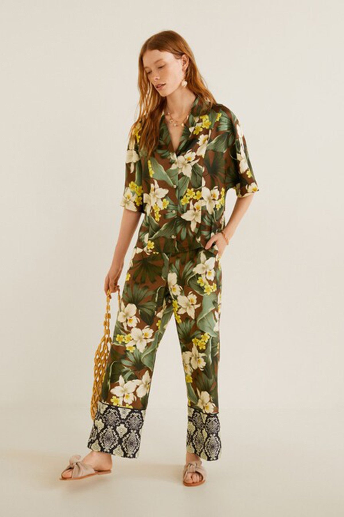 Buttoned printed blouse