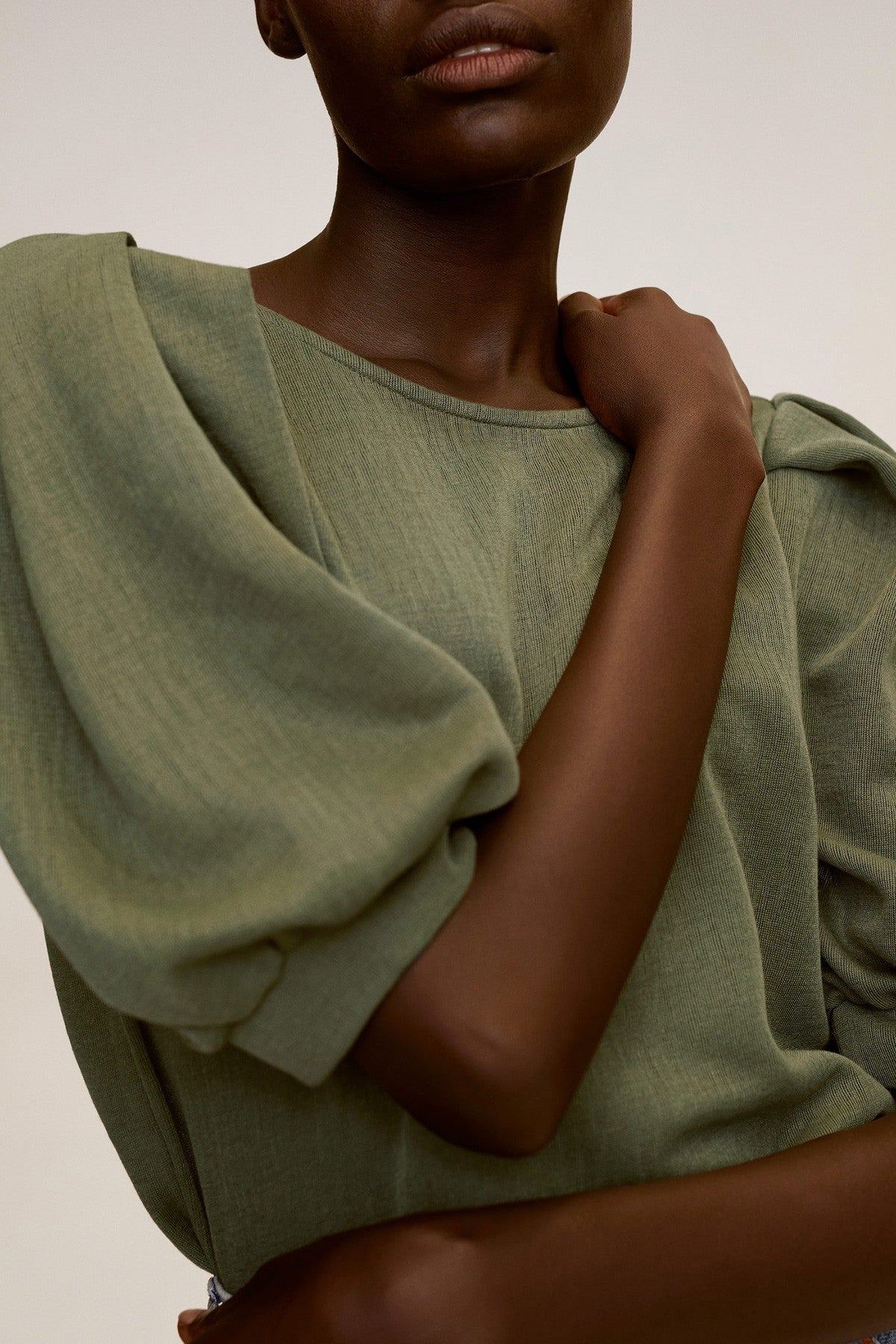 Puffed Sleeves T-Shirt