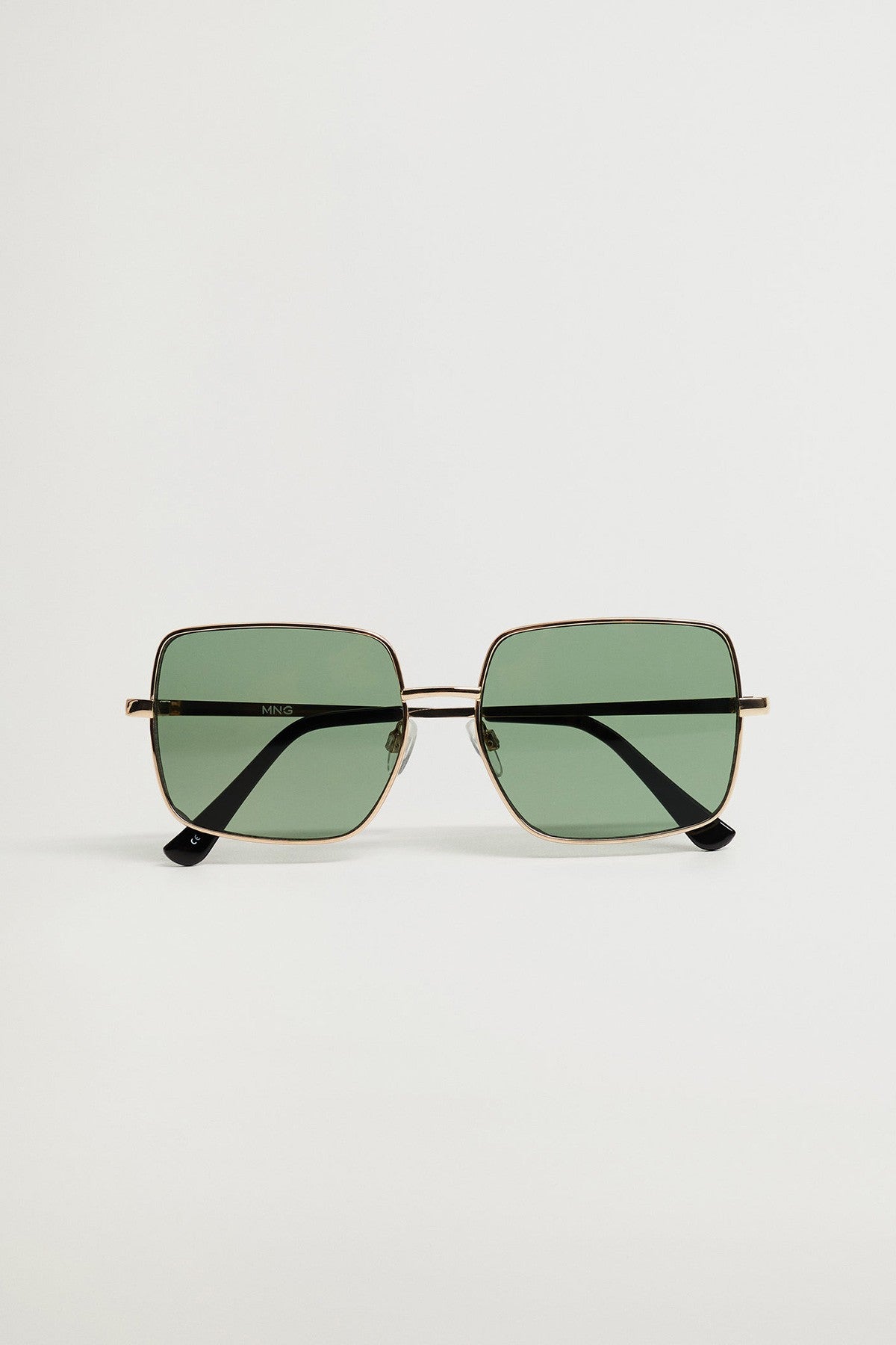 Squared Frame Sunglasses