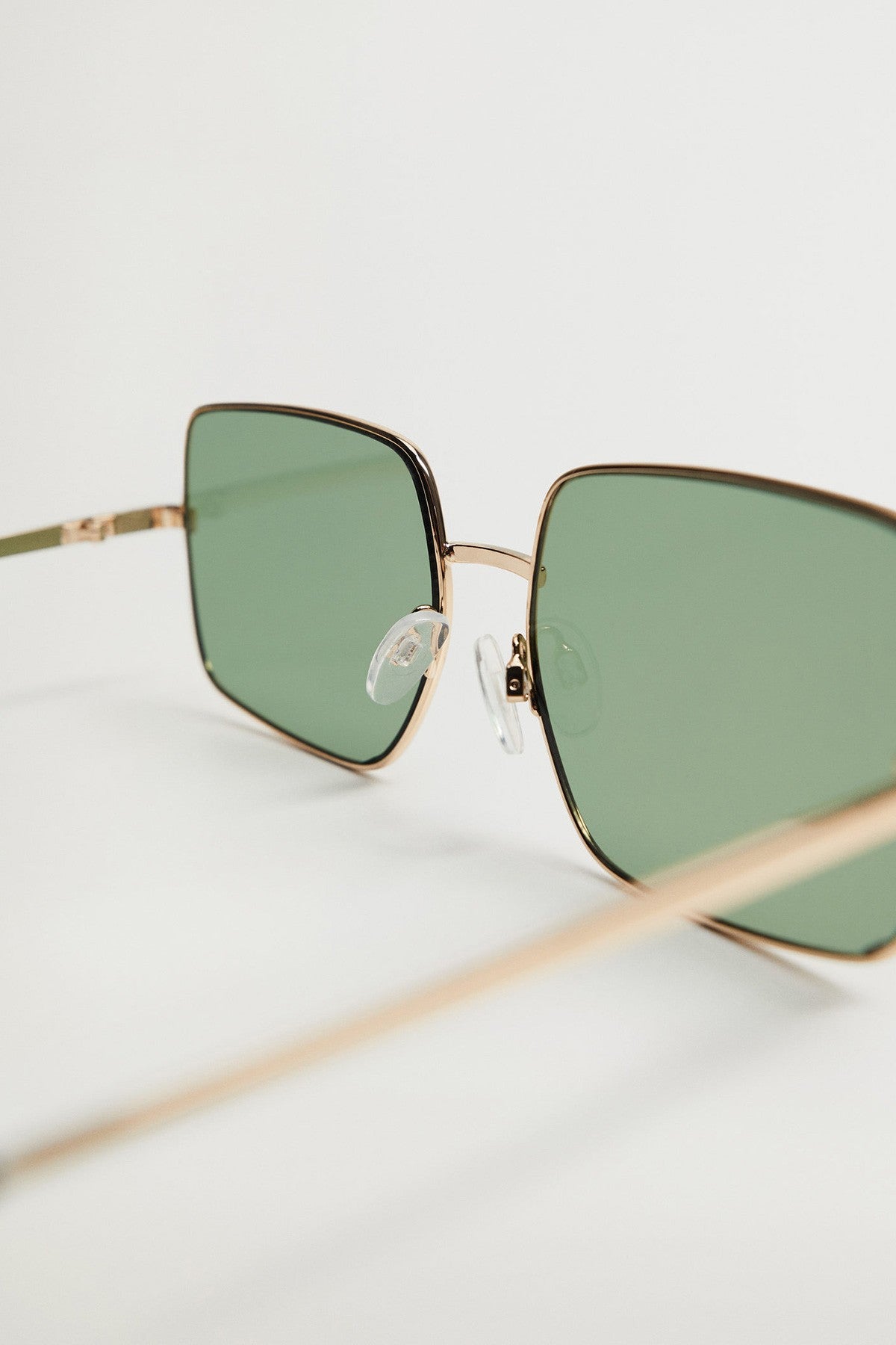 Squared Frame Sunglasses