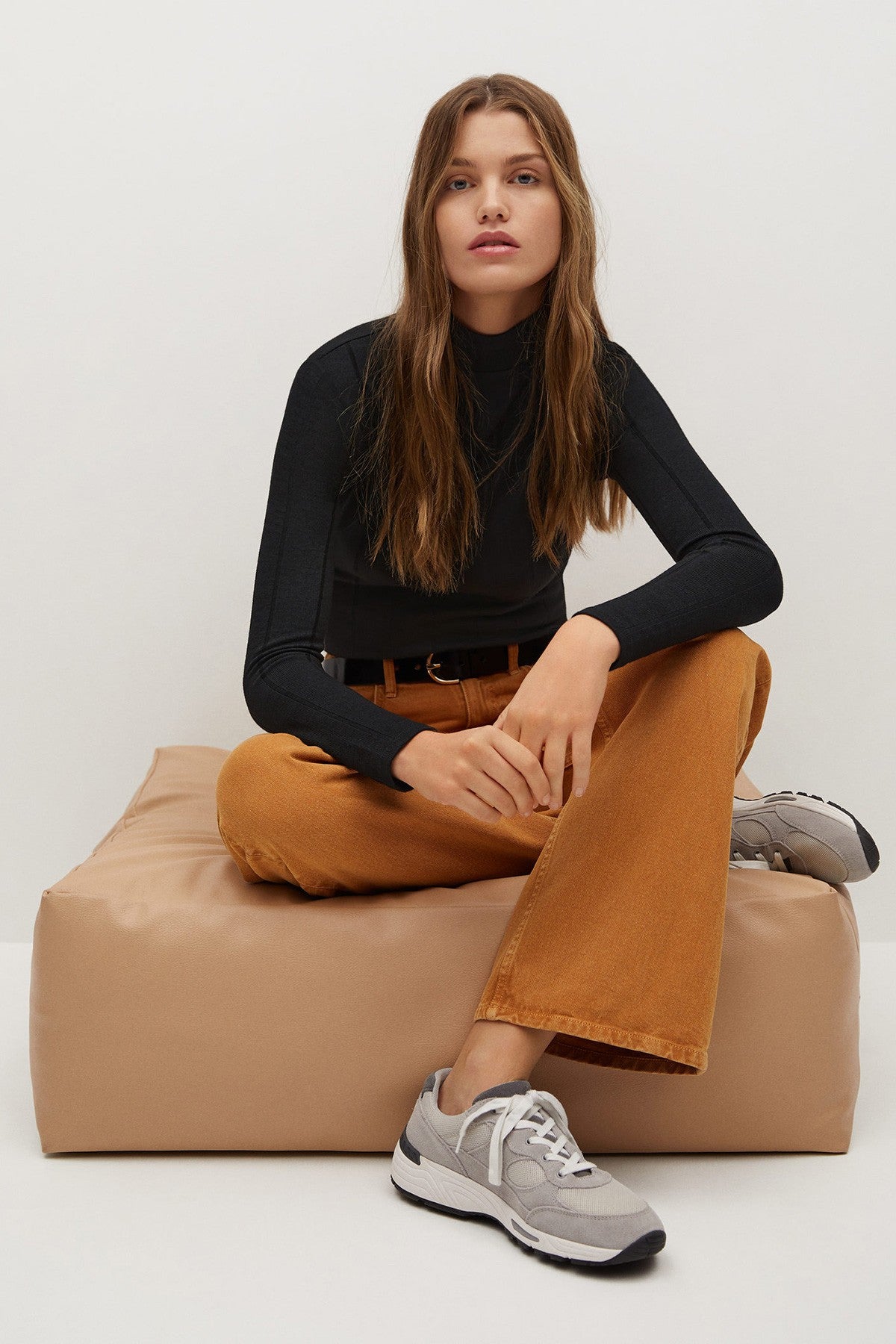 Ribbed Long-Sleeved T-Shirt