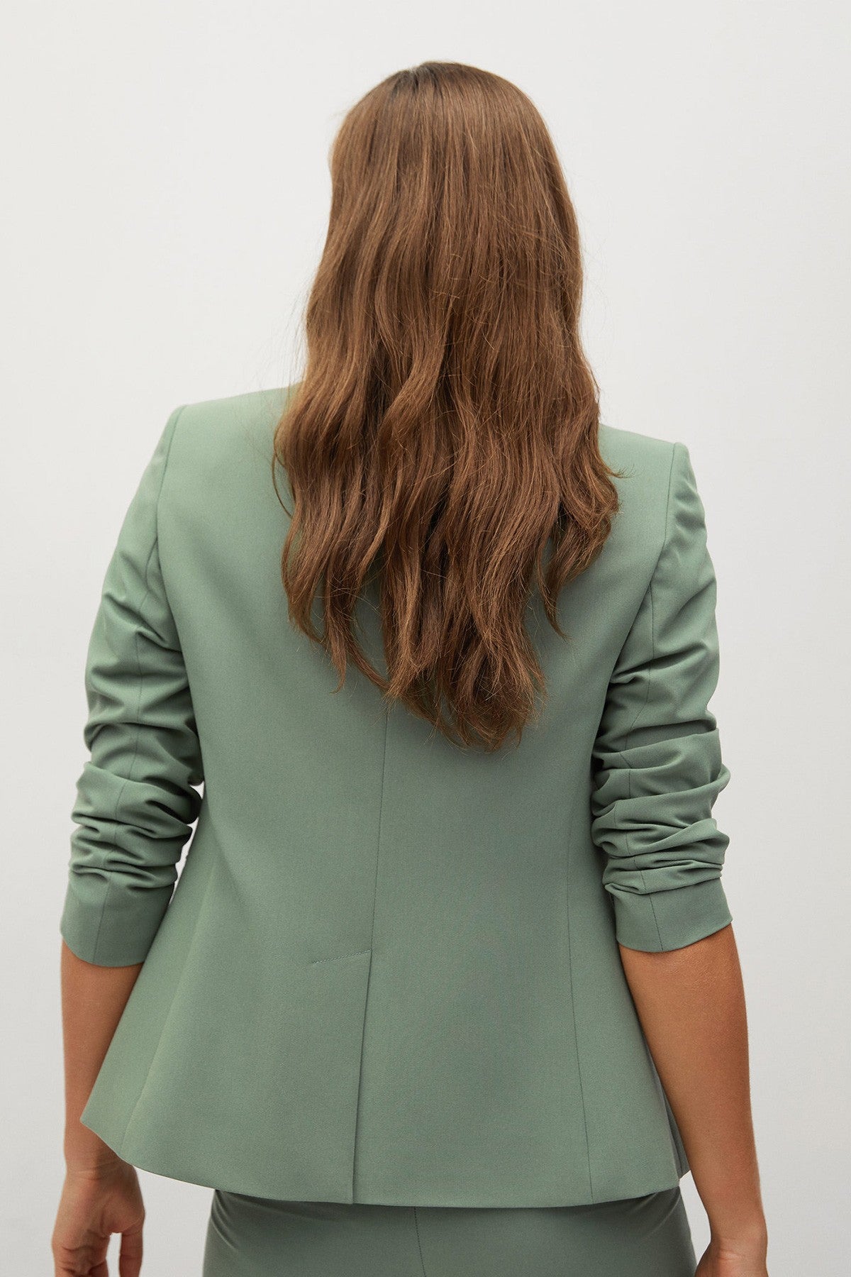 Fitted Essential Blazer