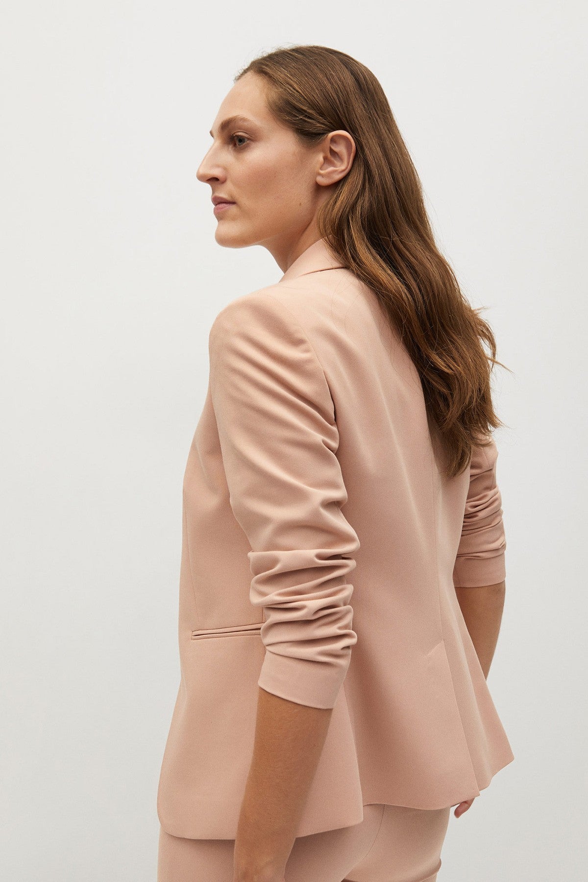 Fitted Essential Blazer
