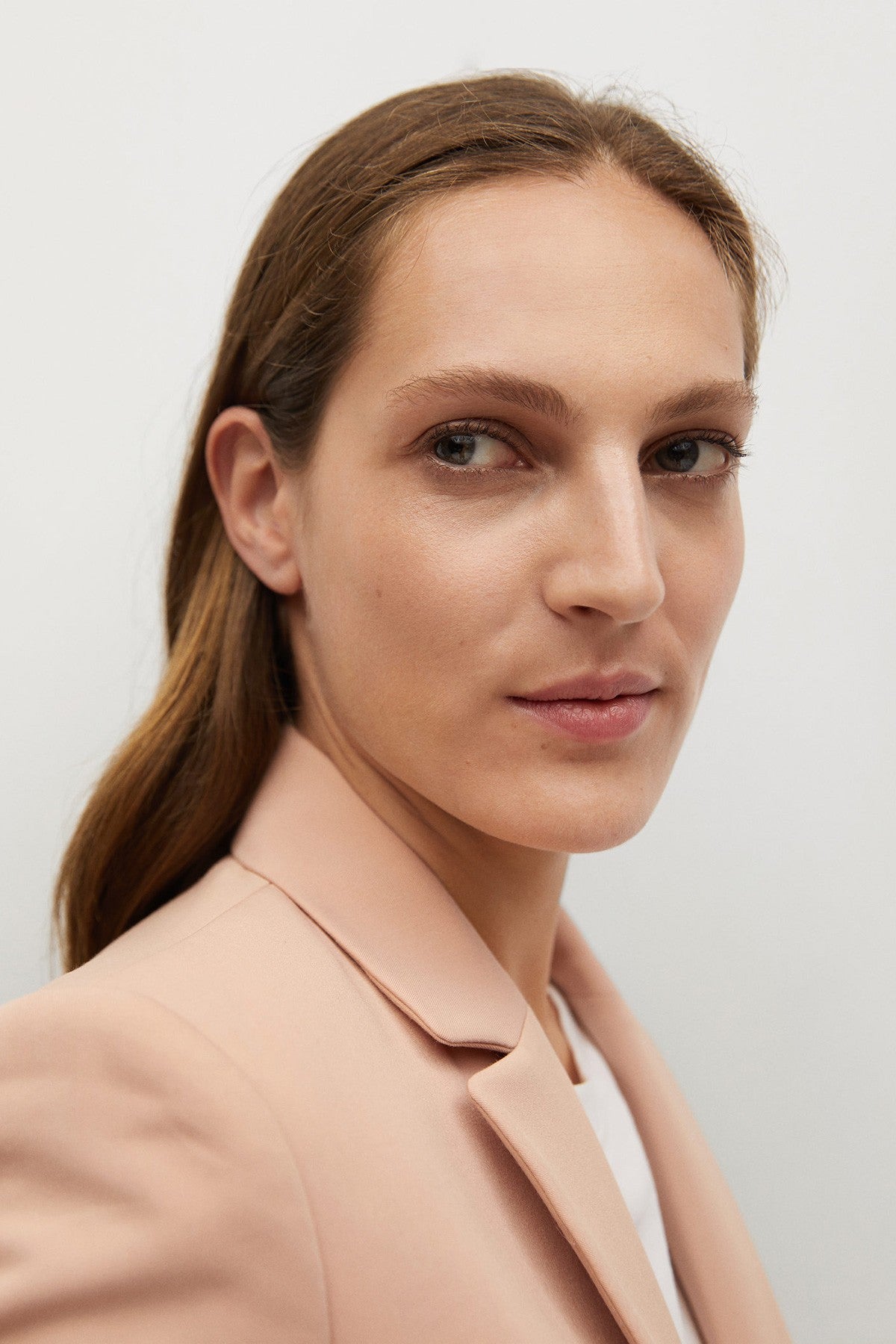 Fitted Essential Blazer