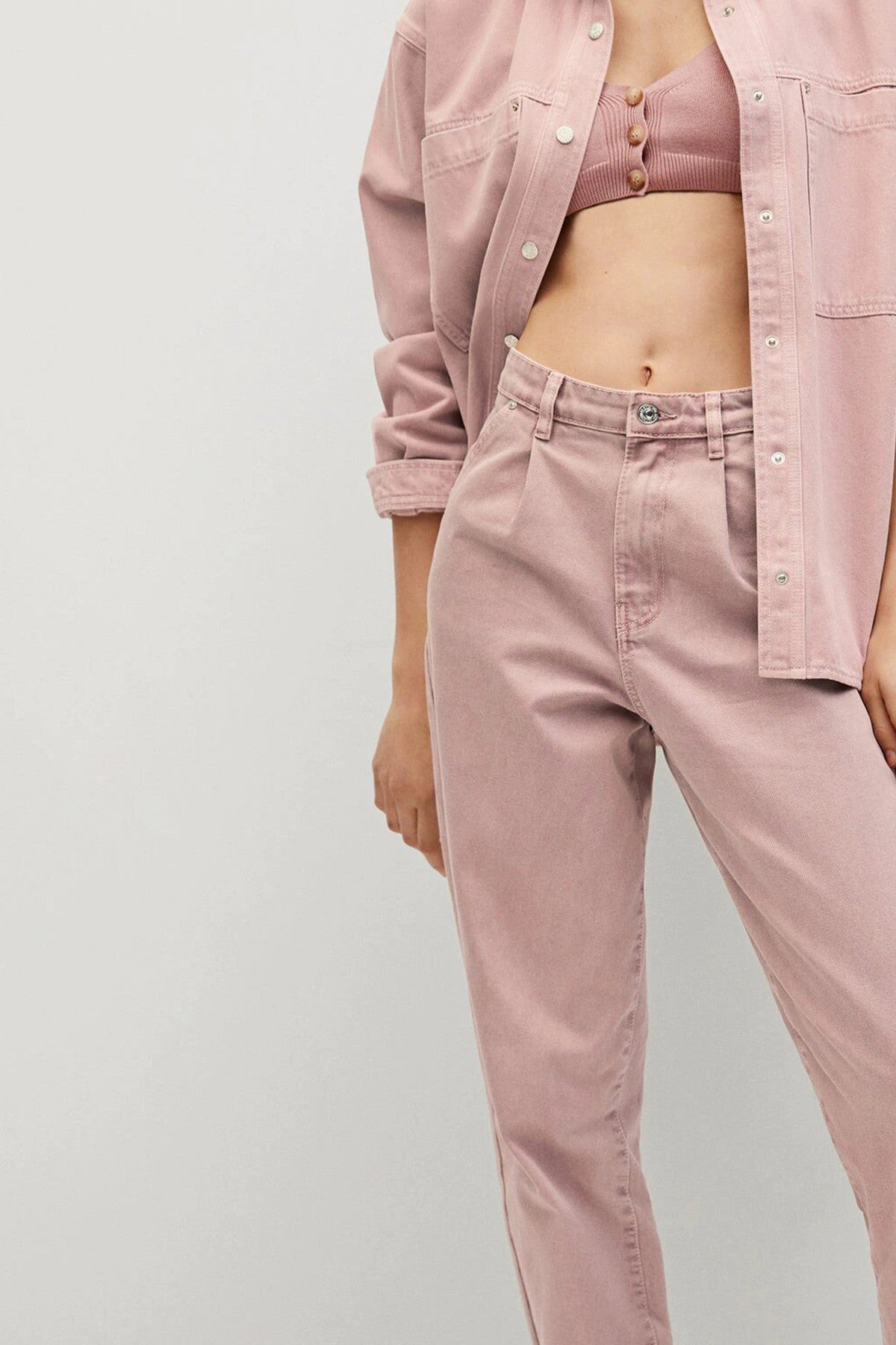 Dart Slouchy Jeans