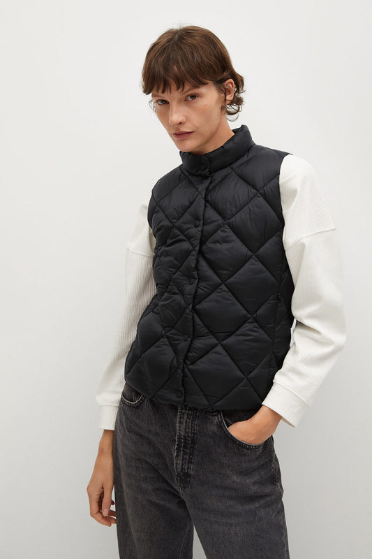 Buttoned Quilted Gilet