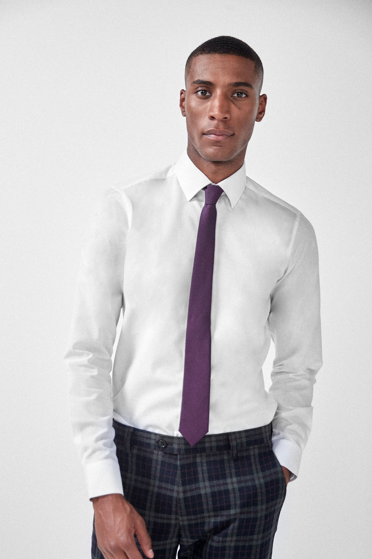 Slim Fit Shirt With Trimmed Detail And Tie Set