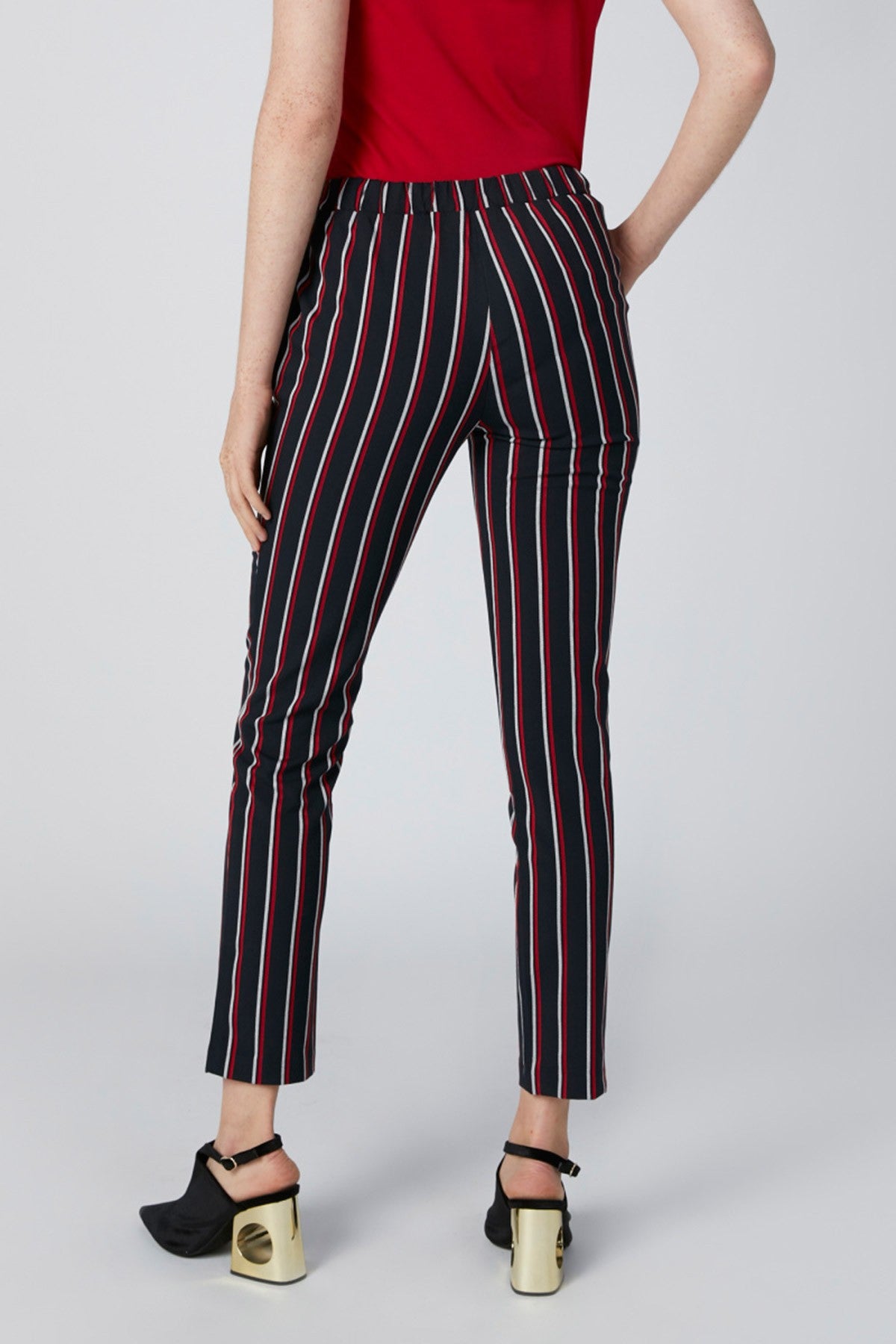 Striped pants with medium elasticised waist and pocket Detail