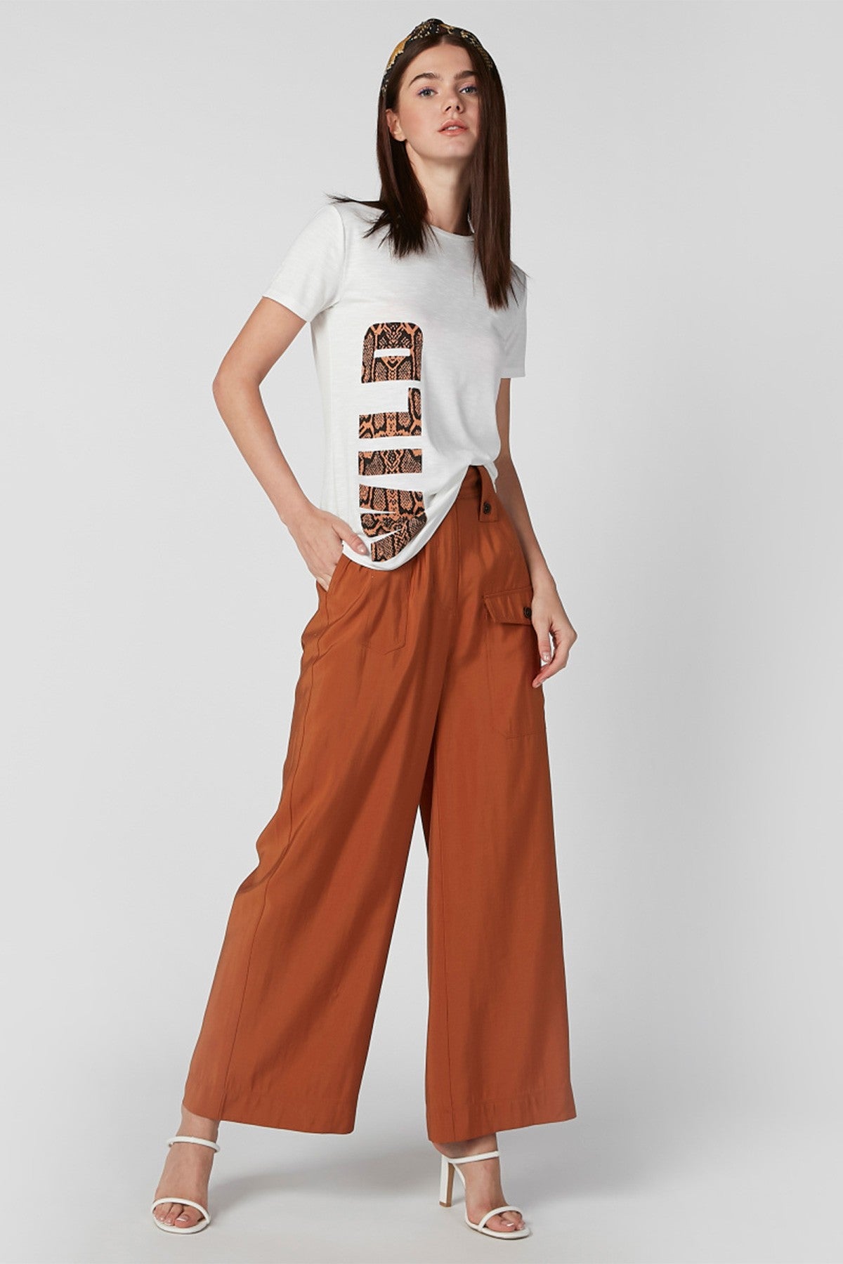 Wide Fit Plain Mid Waist Palazzo Pants with Pocket Detail
