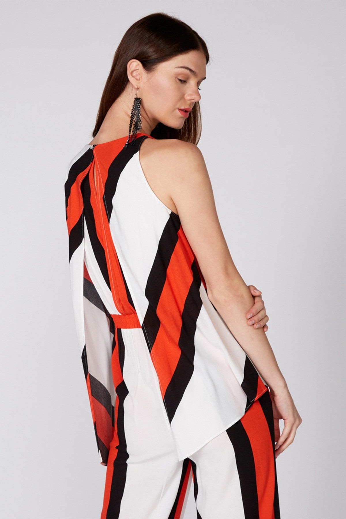 Printed Sleeveless Layered Jumpsuit with Key Hole Closure