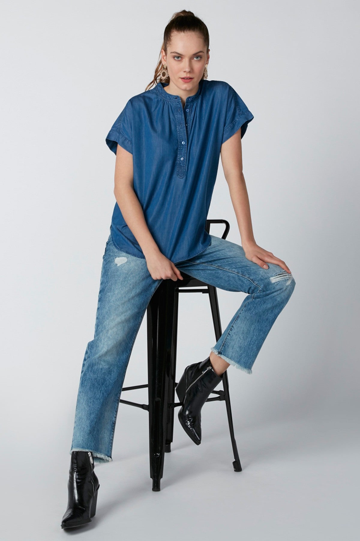 Mandarin Collar Blouse with Extended Sleeves
