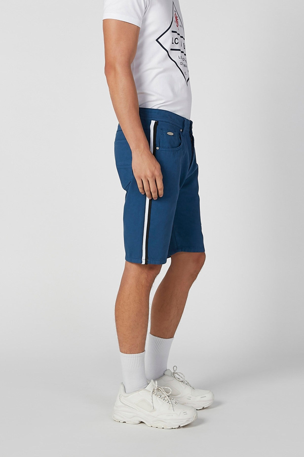 Plain Mid Waist Denim Shorts with Pocket Detail and Belt Loops