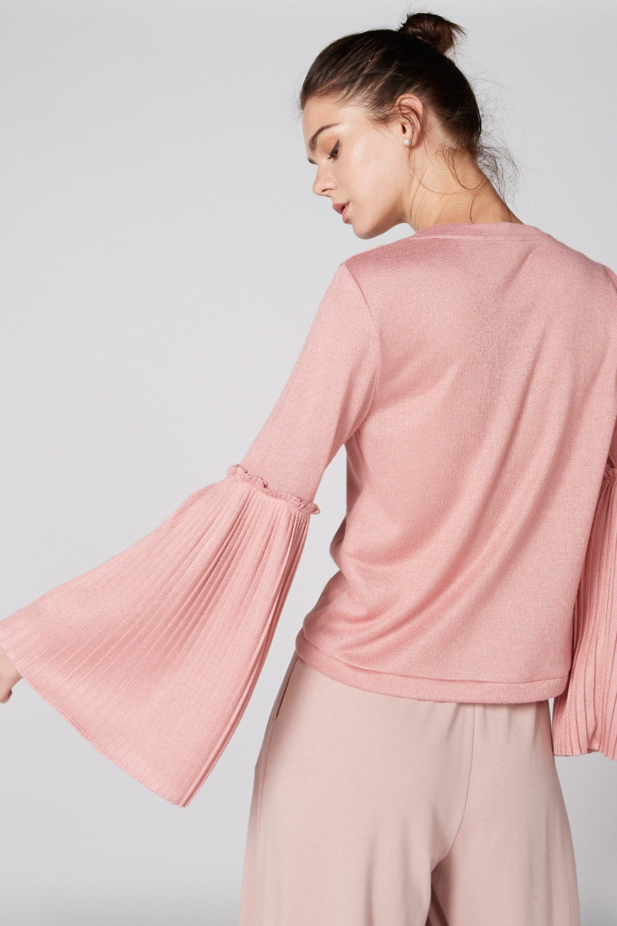 Pleated Long Sleeves Top with Round Neck