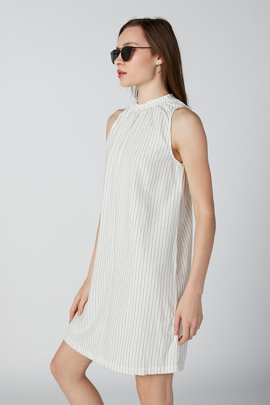 Striped Sleeveless Tunic with Round Neck