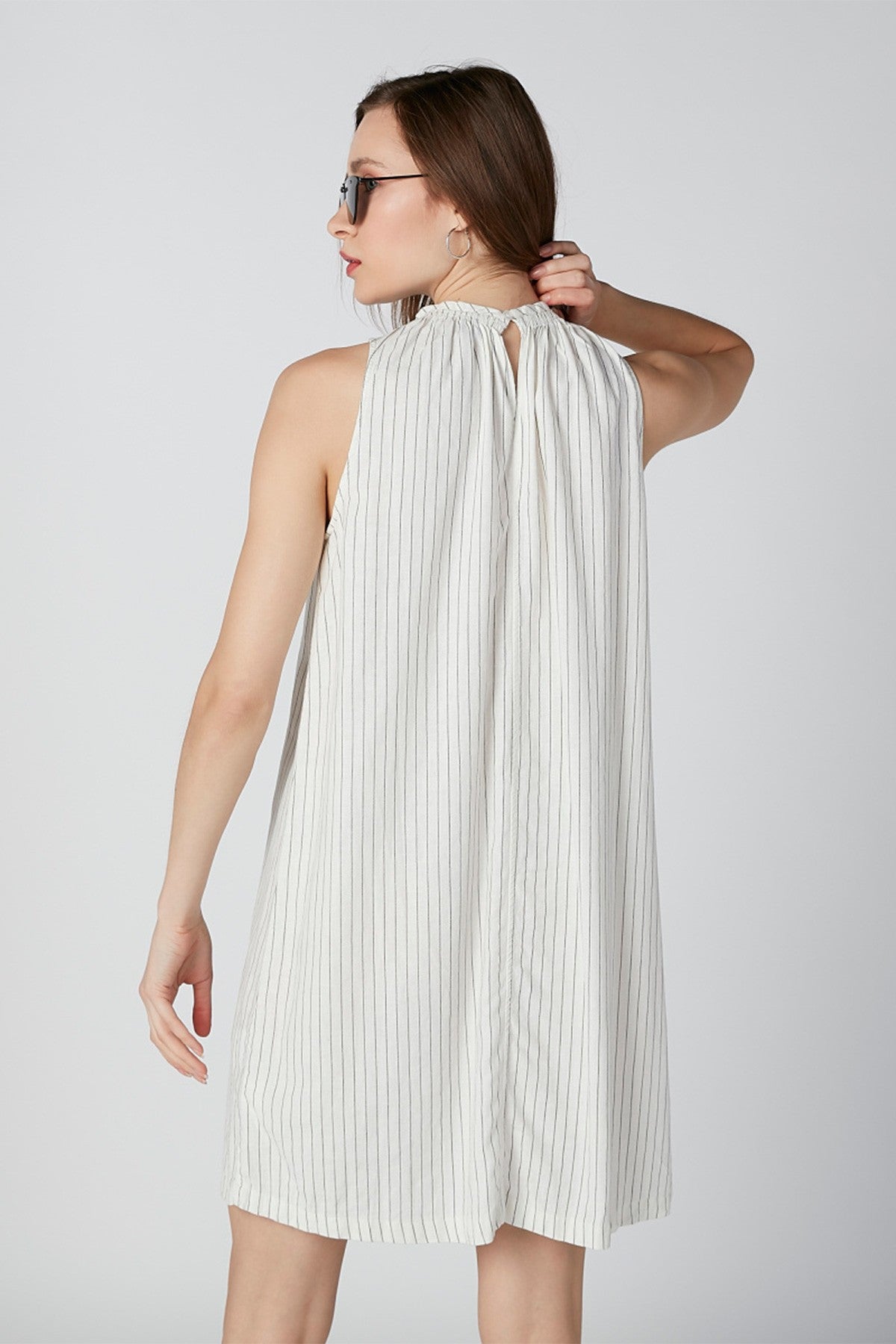 Striped Sleeveless Tunic with Round Neck