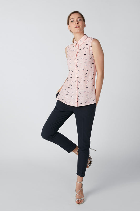Printed Sleeveless Asymmetric Shirt in Slim Fit