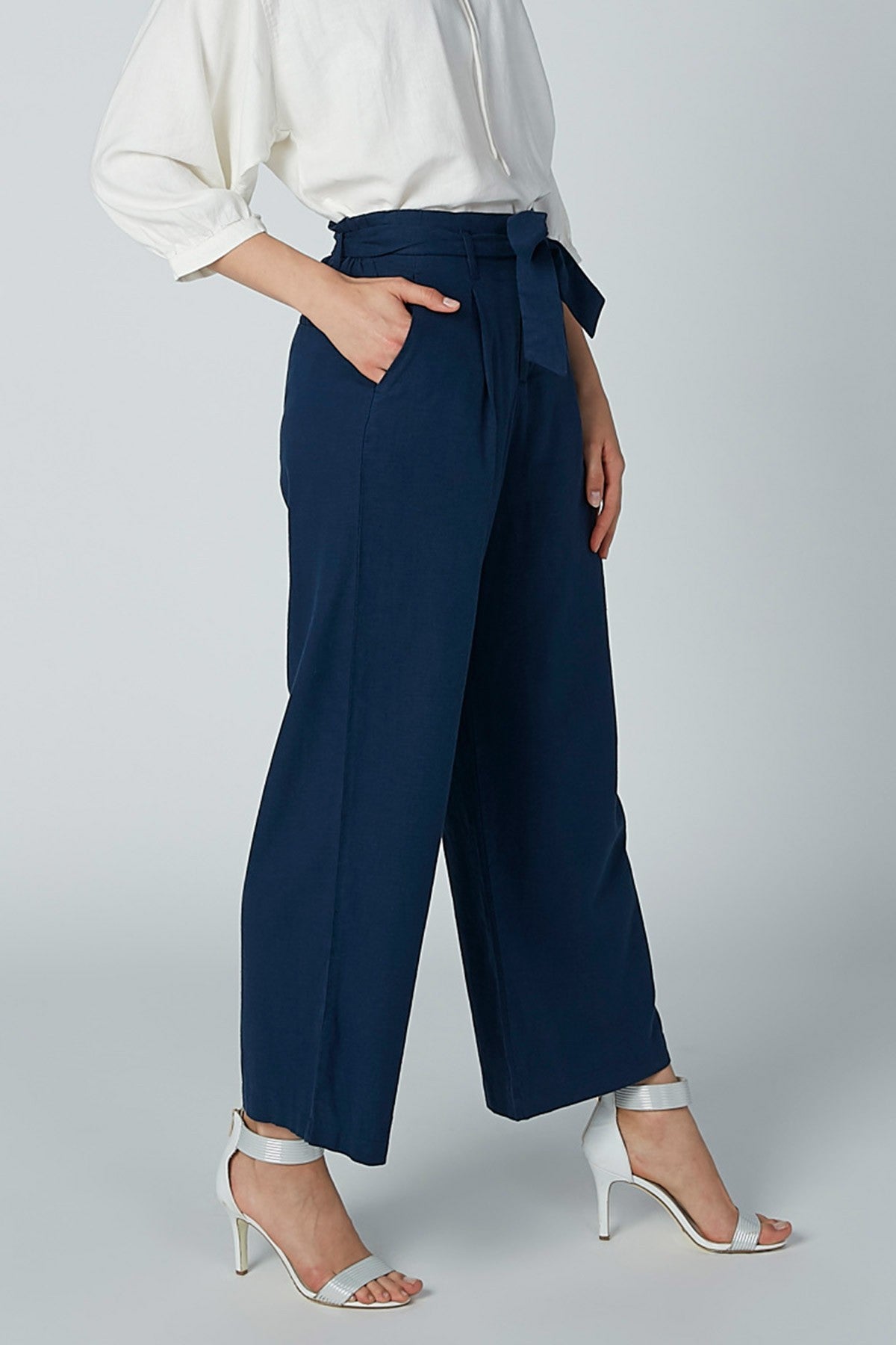 Plain Palazzo Pants with Pocket Detail and Tie Up Belt