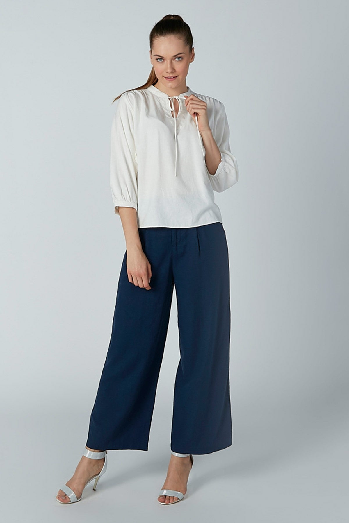Plain Palazzo Pants with Pocket Detail and Tie Up Belt
