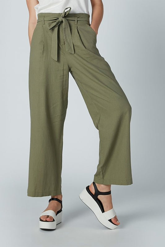 Solid Palazzo Pants with Pocket Detail and Tie Up Belt