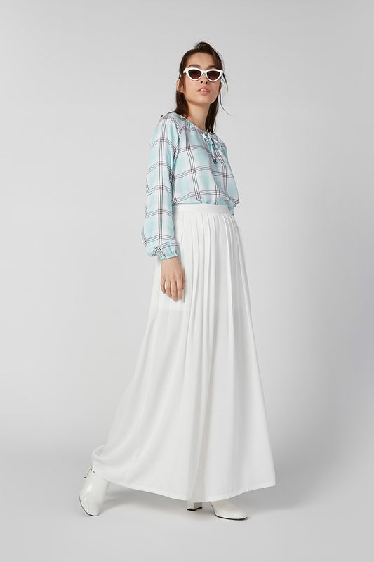 Chequered Top with Boat Neck and Tie Ups