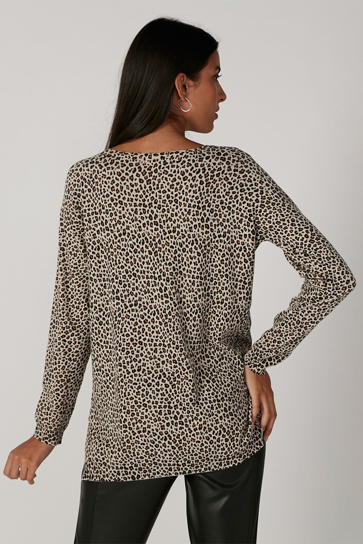Animal Print Sweater with Boat Neck and Long Sleeves