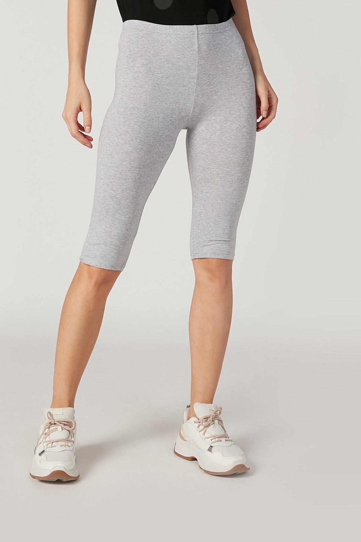 Plain 3/4 Leggings with Elasticised Waistband