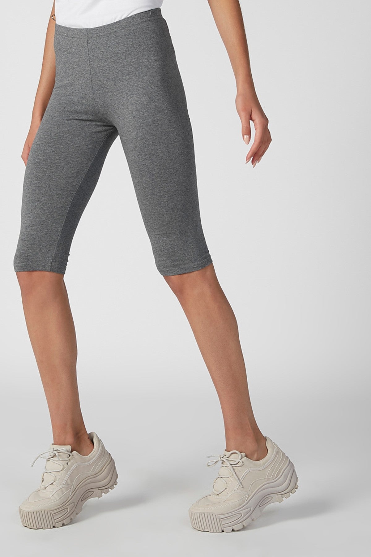 Plain 3/4 Leggings with Elasticised Waistband