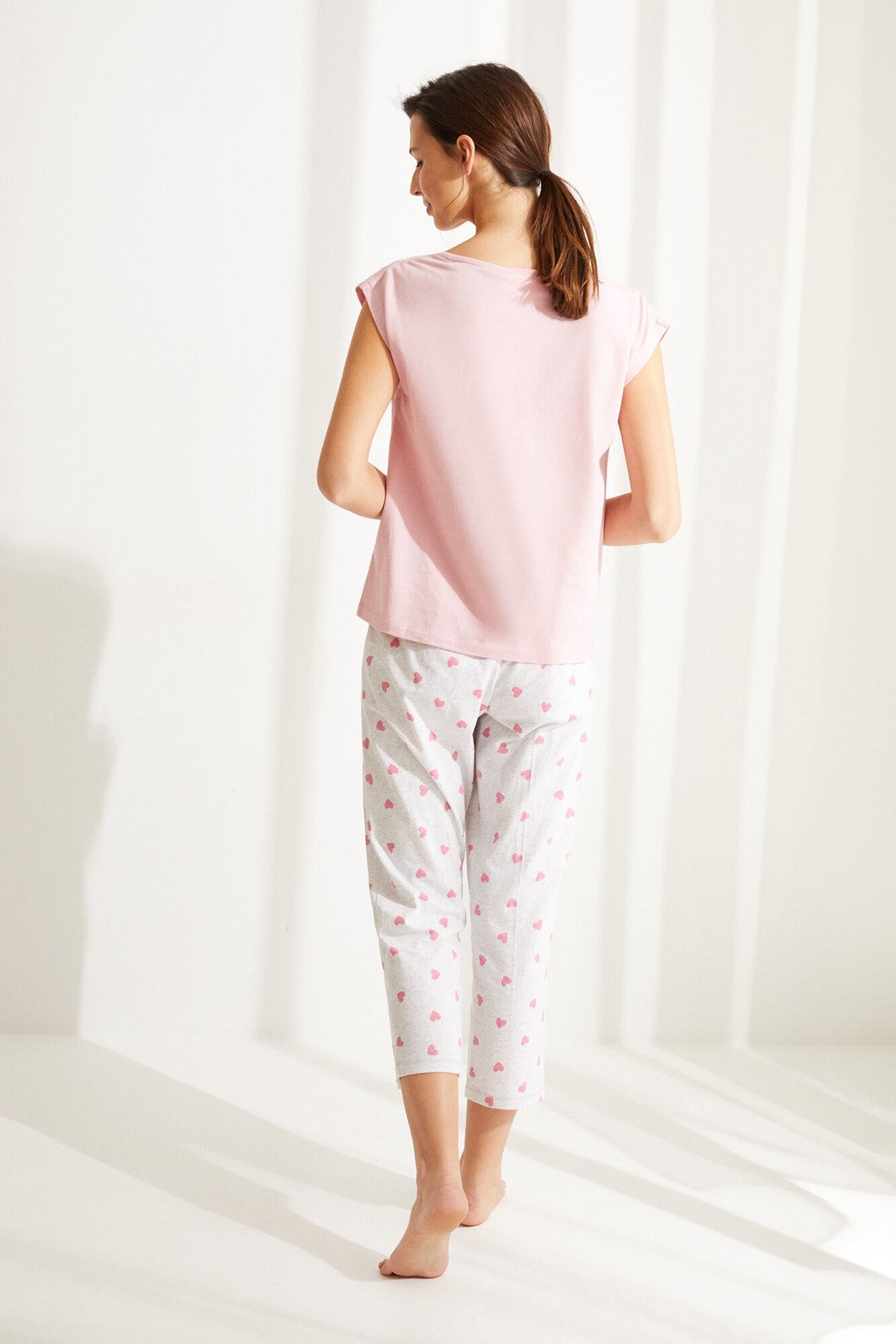 Pink Cotton Winnie The Pooh Short-Sleeved Capri Pyjamas